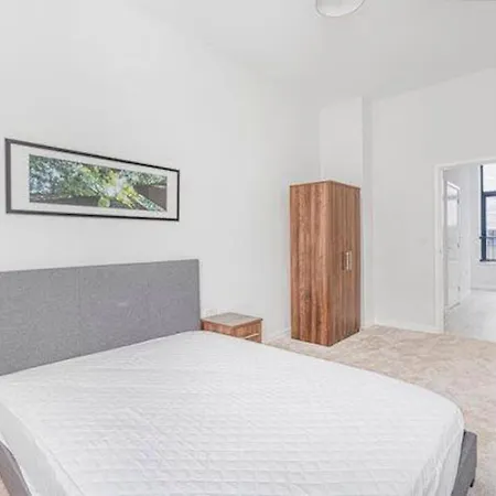 Luxurious 2 Bedroom Penthouse Apartment Apartamento *